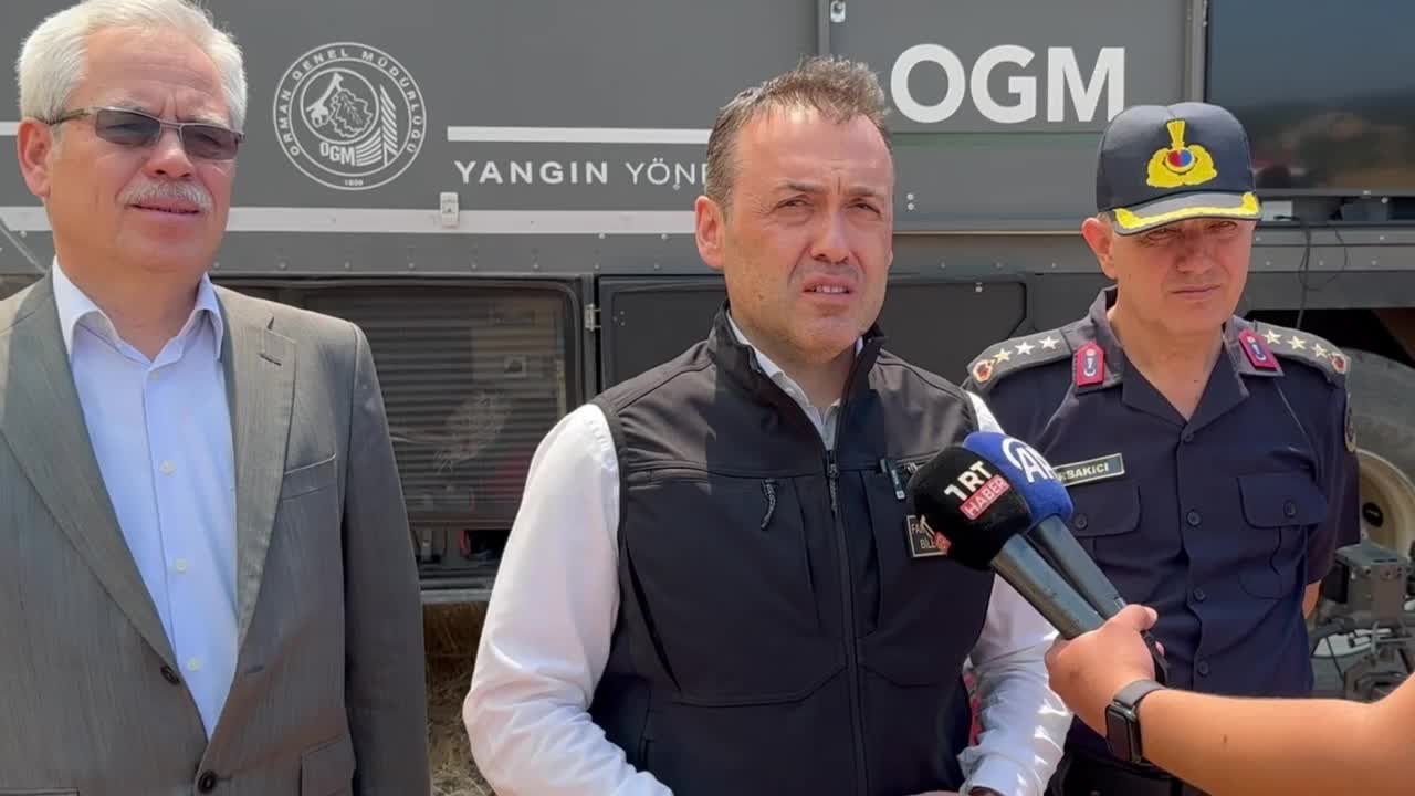 Bilecik’teki yangına havadan ve karadan müdahale sürüyor