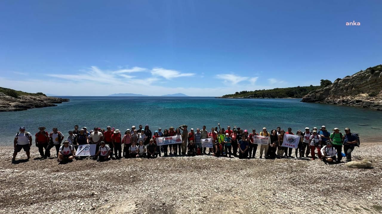 Gençler İzmir’in doğal zenginliğini “Efes Mimas Yolu” gezisiyle keşfetti