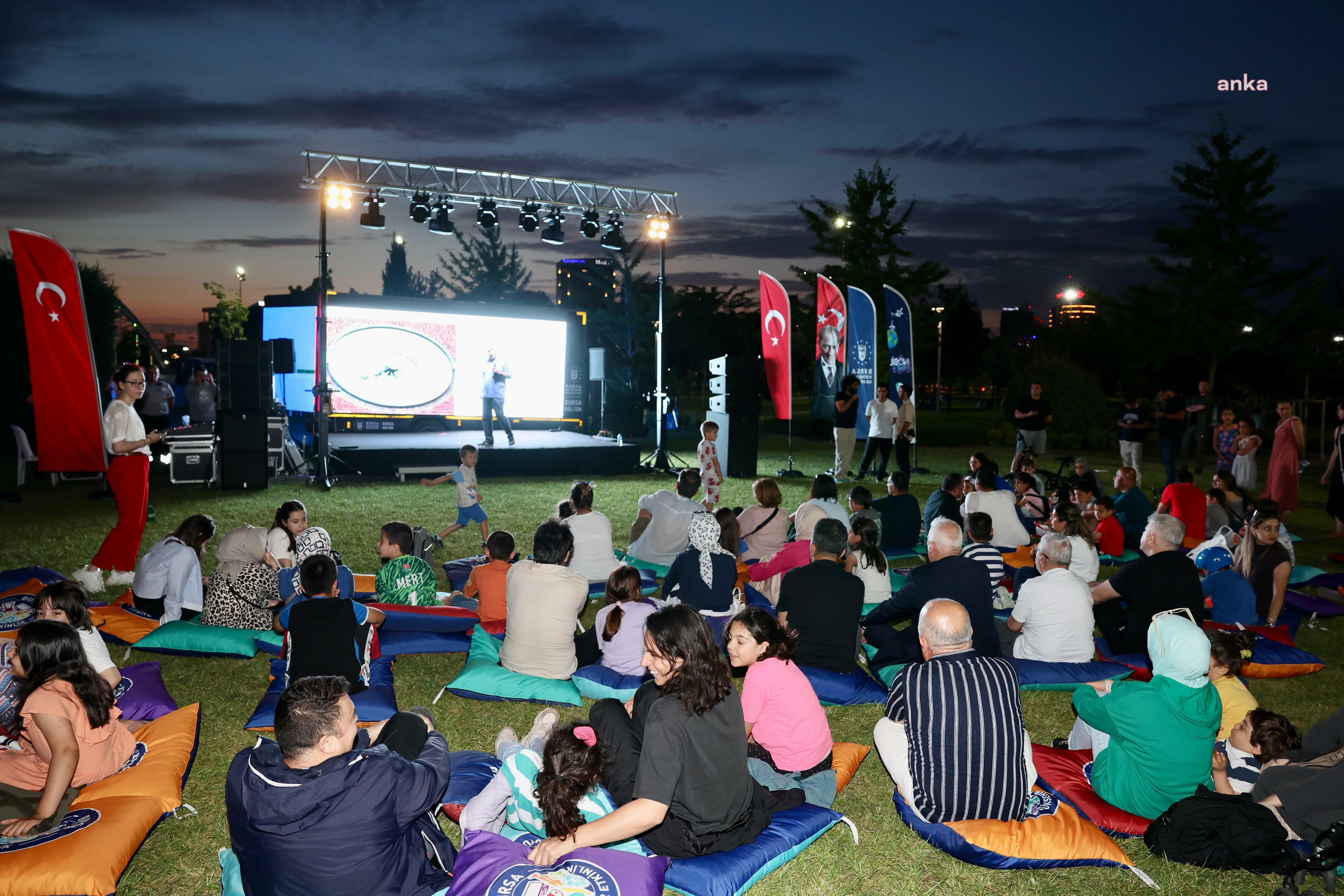 Bursa Büyükşehir Belediyesi’nden “Mobilfest” ile bilim dolu gece