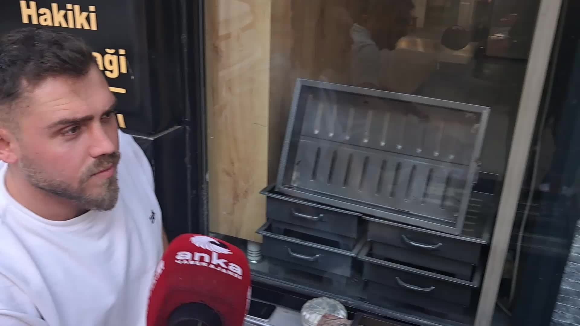 Kemalpaşalı sebzeci: "Mazota gelen zamlar sebze ve meyveyi aşırı derecede etkiliyor"
