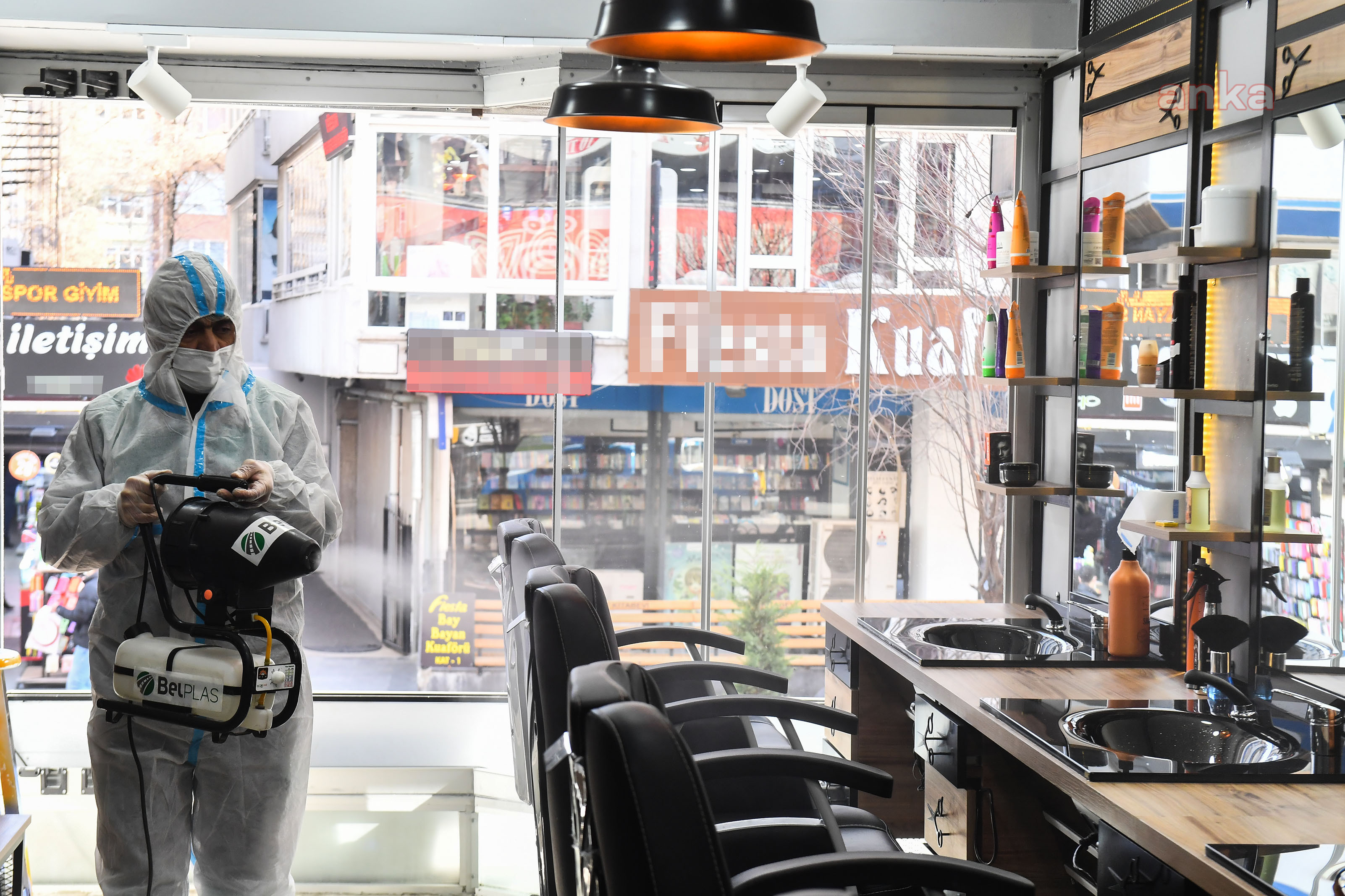 ANKARA BÜYÜKŞEHİR’DEN BERBER, KUAFÖR VE GÜZELLİK SALONLARINA HİJYEN DESTEĞİ