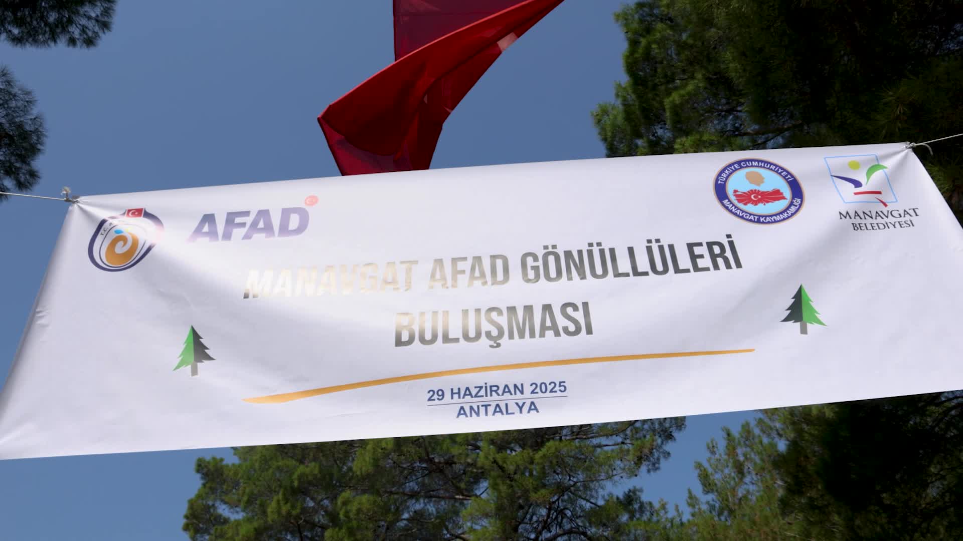 Manavgat'ta afet bilinci ve gönüllülük için doğa yürüyüşü