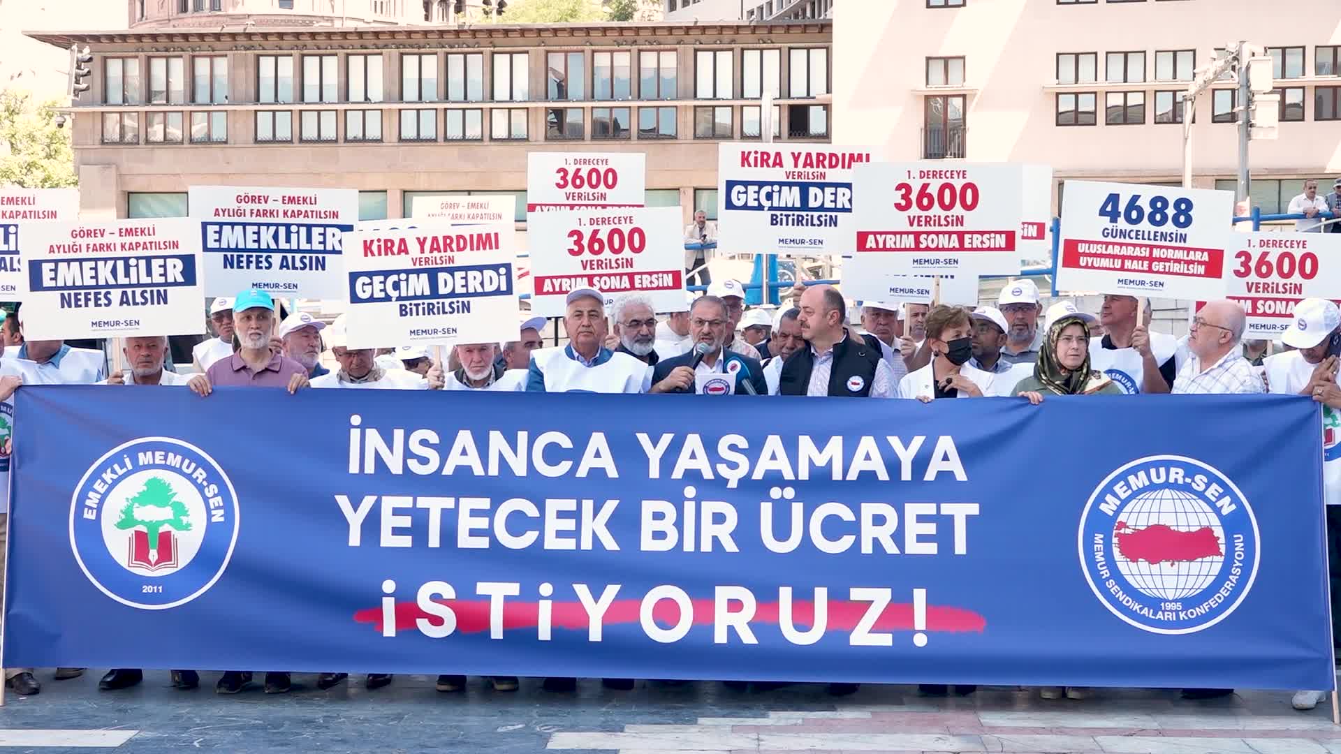 Emekliler Günü’nde emeklilerin sorunları…Emekli Memur-Sen: “Emekliler, Emekliler Günü'nde boynu bükük bırakıldı”