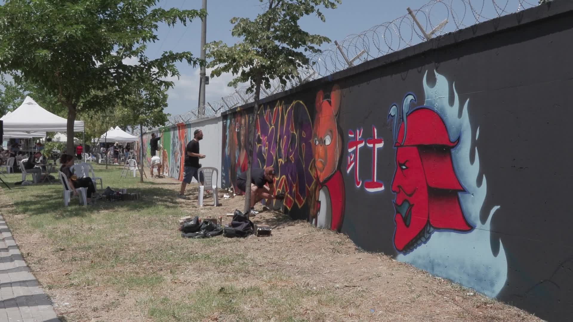 Bursa'da Hipodrom duvarları sanatla renklendi