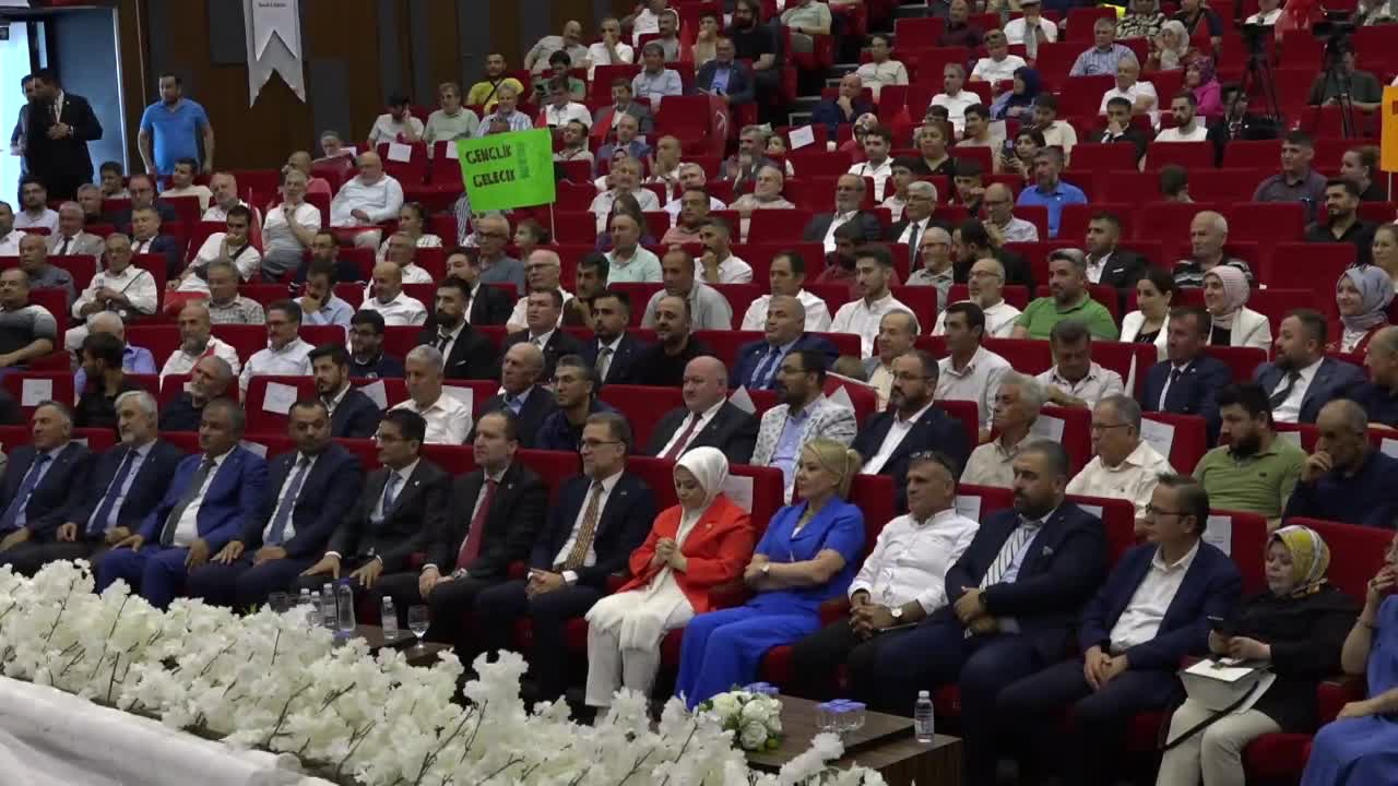 Erbakan, Denizli'de konuştu: “Son İran saldırısıyla tüm dünyaya, özellikle de Türkiye’ye ‘sıra size geliyor’ mesajını verdiler"
