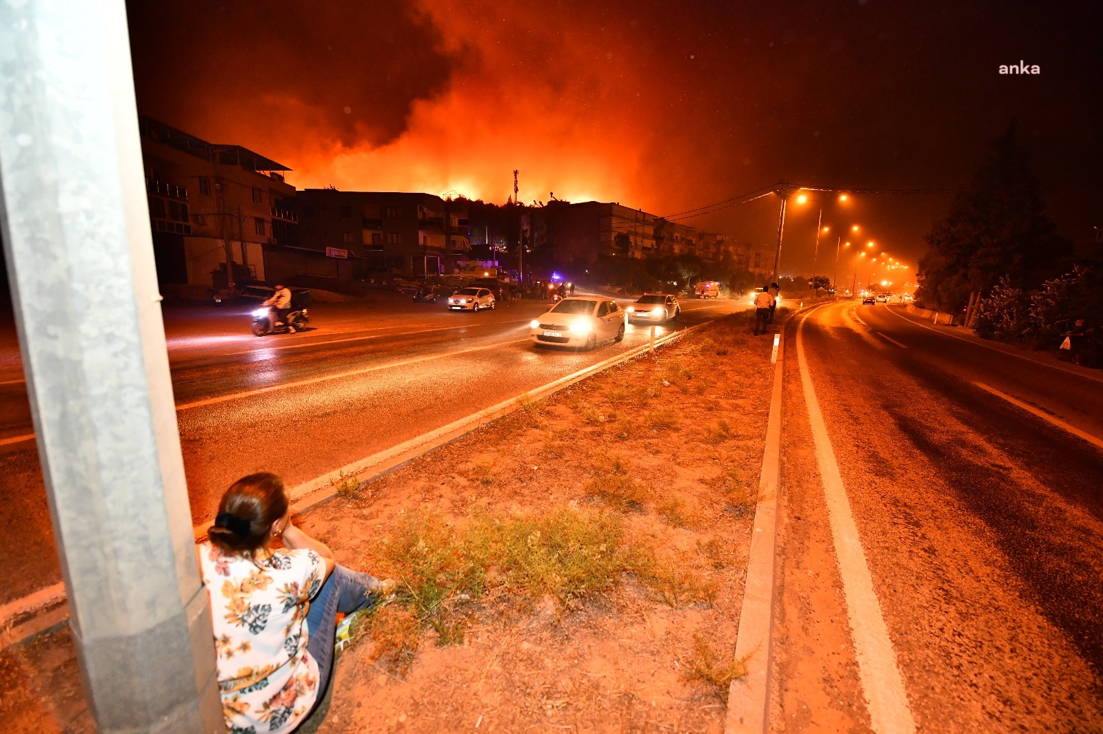 Seferihisar Mersin Alanı Mahallesi'ne itfaiyeden koruma kalkanı
