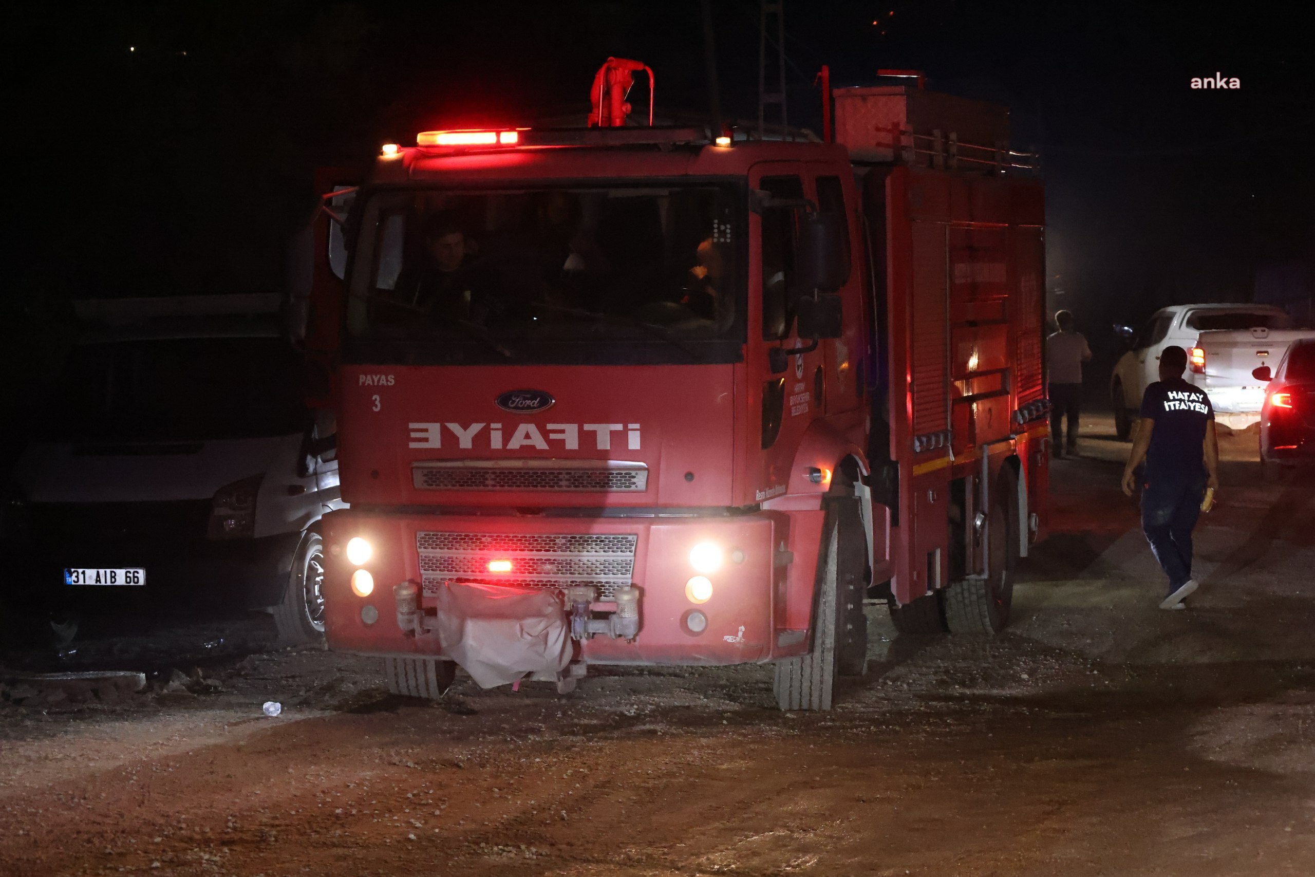 Hatay'daki yangınla mücadeleye 14 ilden destek