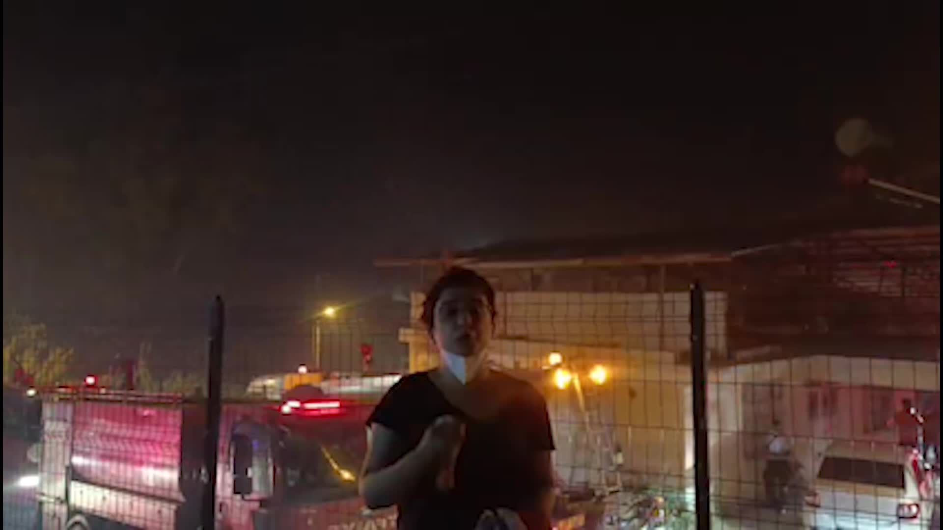 Hatay’da yangın gece boyu sürdü, rüzgarın etkisiyle yayılıyor