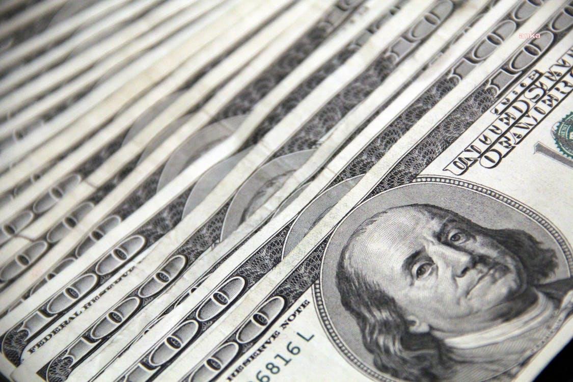 Dolar yıl başlangıcı bazında son 52 yılın en kötü seviyesinde