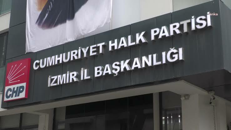 İzmir Büyükşehir Belediyesine operasyon... CHP İzmir İl Başkanlığı’ndan gözaltılara tepki