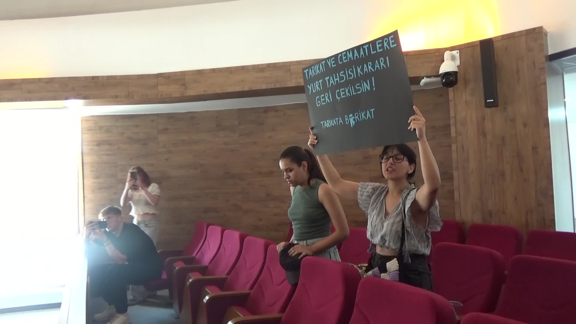 Edirne'de cemaate yurt tahsisi tartışmaları... Belediye Başkanı Akın: “Cemaate arsa tahsisini yapan Edirne Belediyesi değil”
