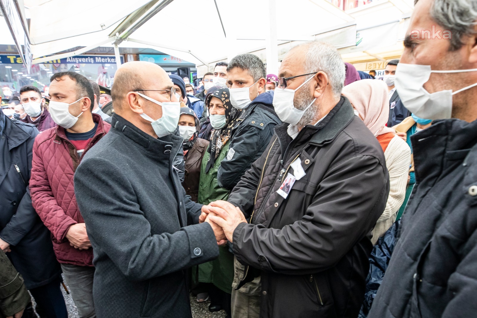 İZMİR ŞEHİDİNİ UĞURLADI