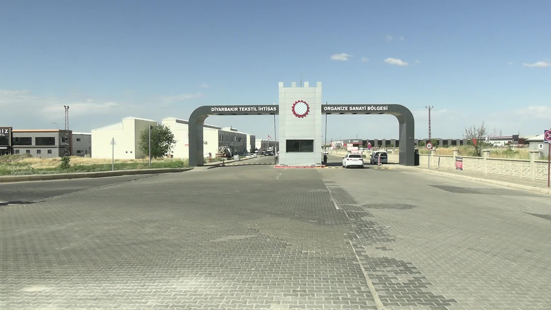Diyarbakır’da 20 tekstil fabrikası kapandı… DTSO Başkanı Kaya: “Ülkemiz üretim üssü olmaktan hızlı bir şekilde çıkıyor”