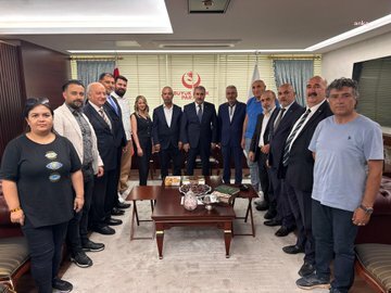 Ankara Alevi Birlik Grubu Anadolu Kültürünü Koruma ve Araştırma Vakfı'ndan BBP Lideri Destici'ye ziyaret