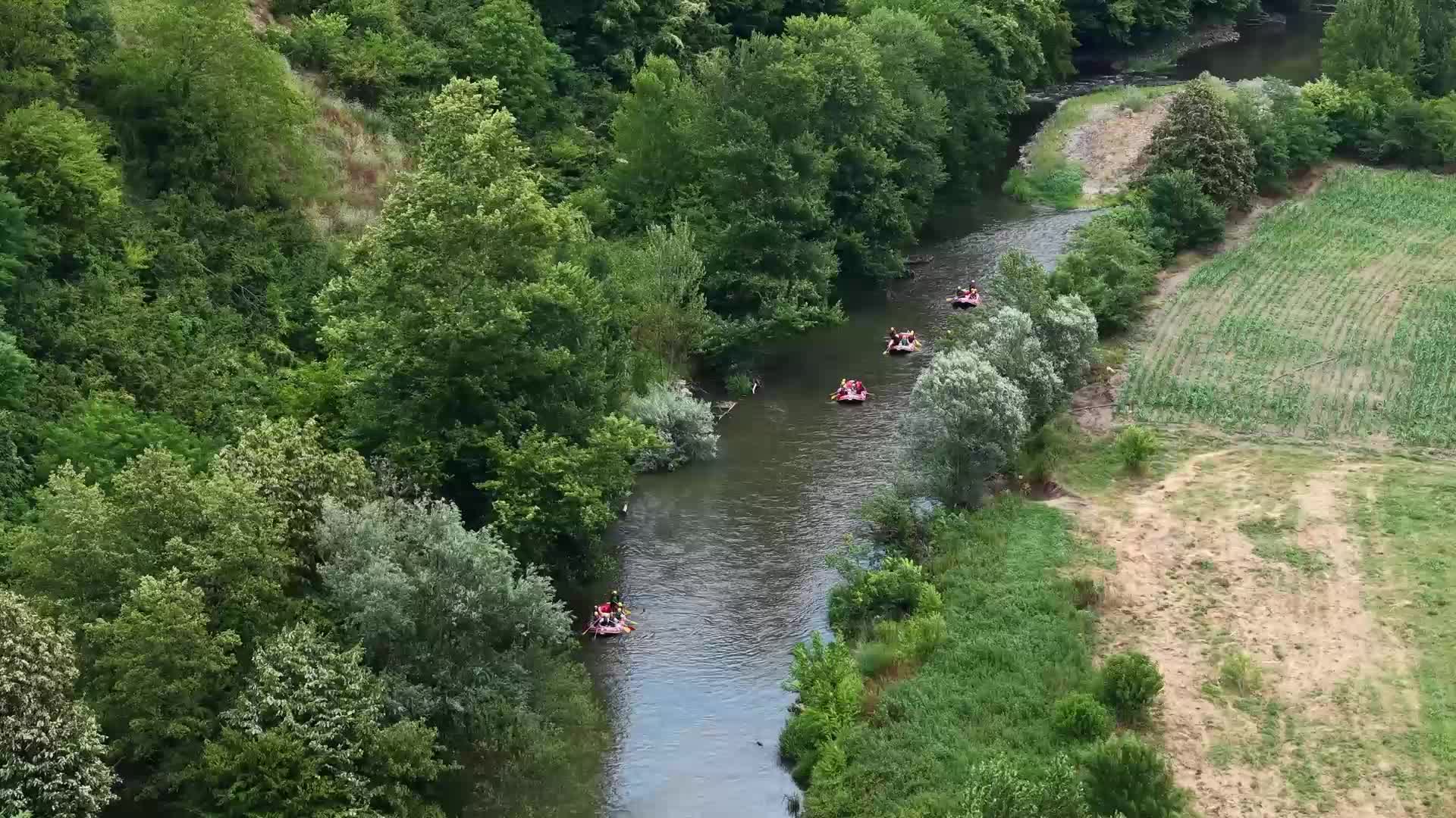 Bayrampaşa Belediyesi'nden engelli bireylere özel rafting etkinliği