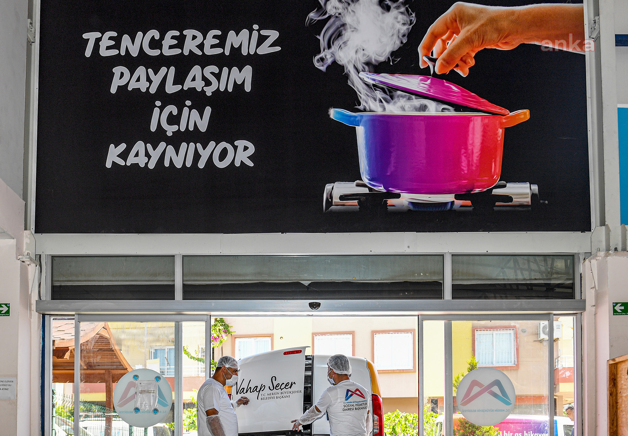 MERSİN BÜYÜKŞEHİR, SOSYAL HİZMETLERLE 2020’DE YÜZBİNLERCE YURTTAŞA EL UZATTI