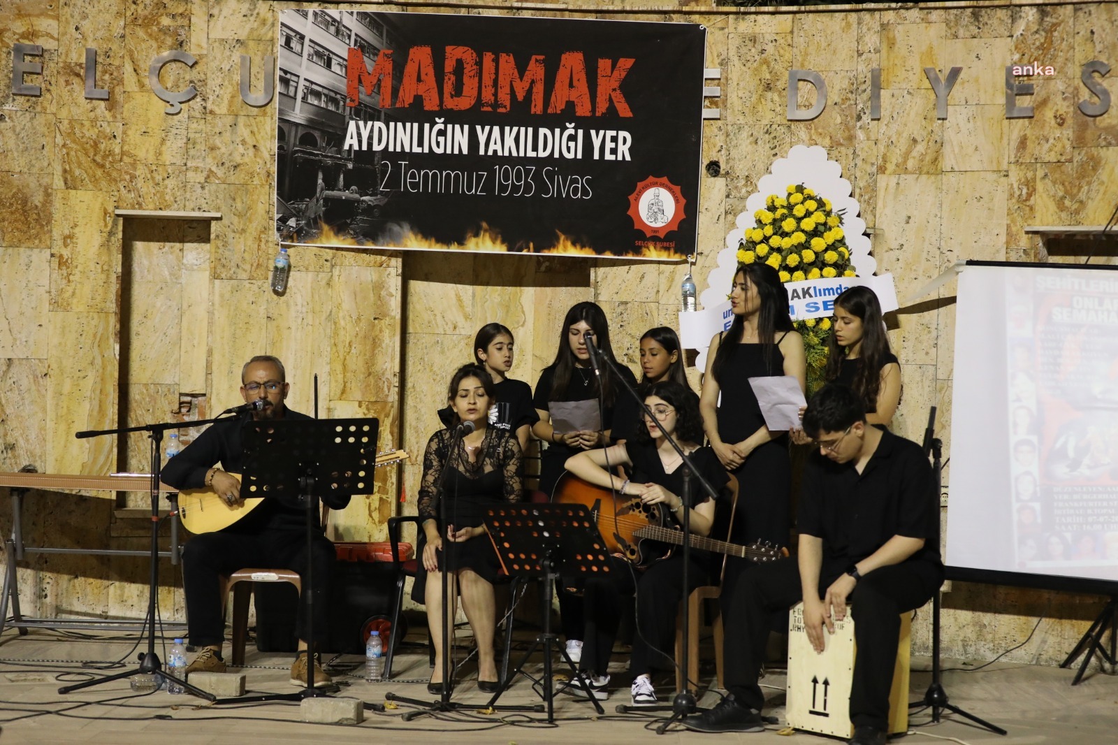 Madımak Katliamı'nda hayatını kaybedenler, Efes Selçuk'ta anıldı