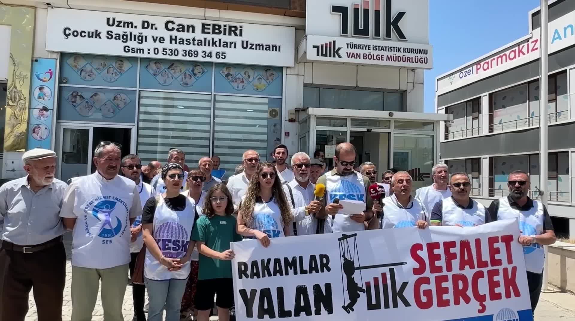 Van’da KESK’ten TÜİK Protestosu: “TÜİK rakamları yalan, yoksulluk gerçek"