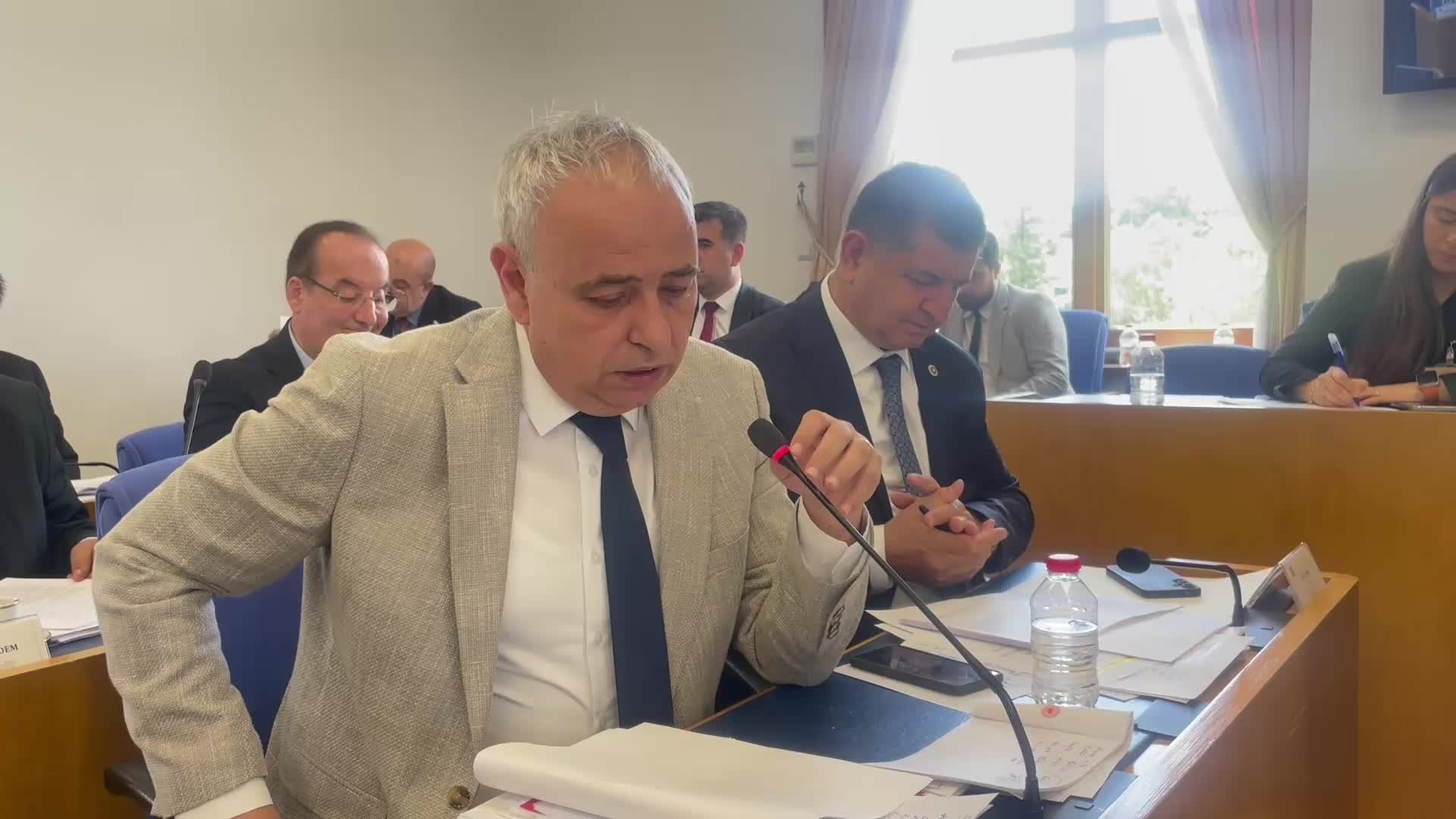 TBMM Plan ve Bütçe Komisyonu… CHP'li Bakırlıoğlu: Biz ‘Tayyip'i üzmeyen istatistik kurumu’ diyoruz. TÜİK, Tayyip'i üzmüyor ama milletin anasını ağlatıyor