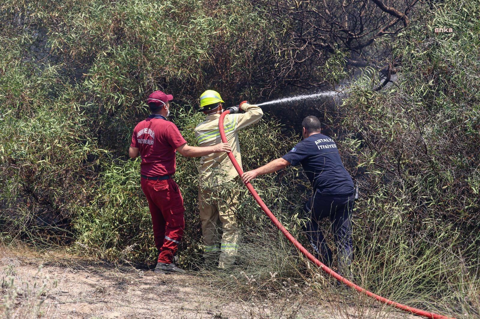 Antalya'da çıkan orman yangınları kontrol altına alındı