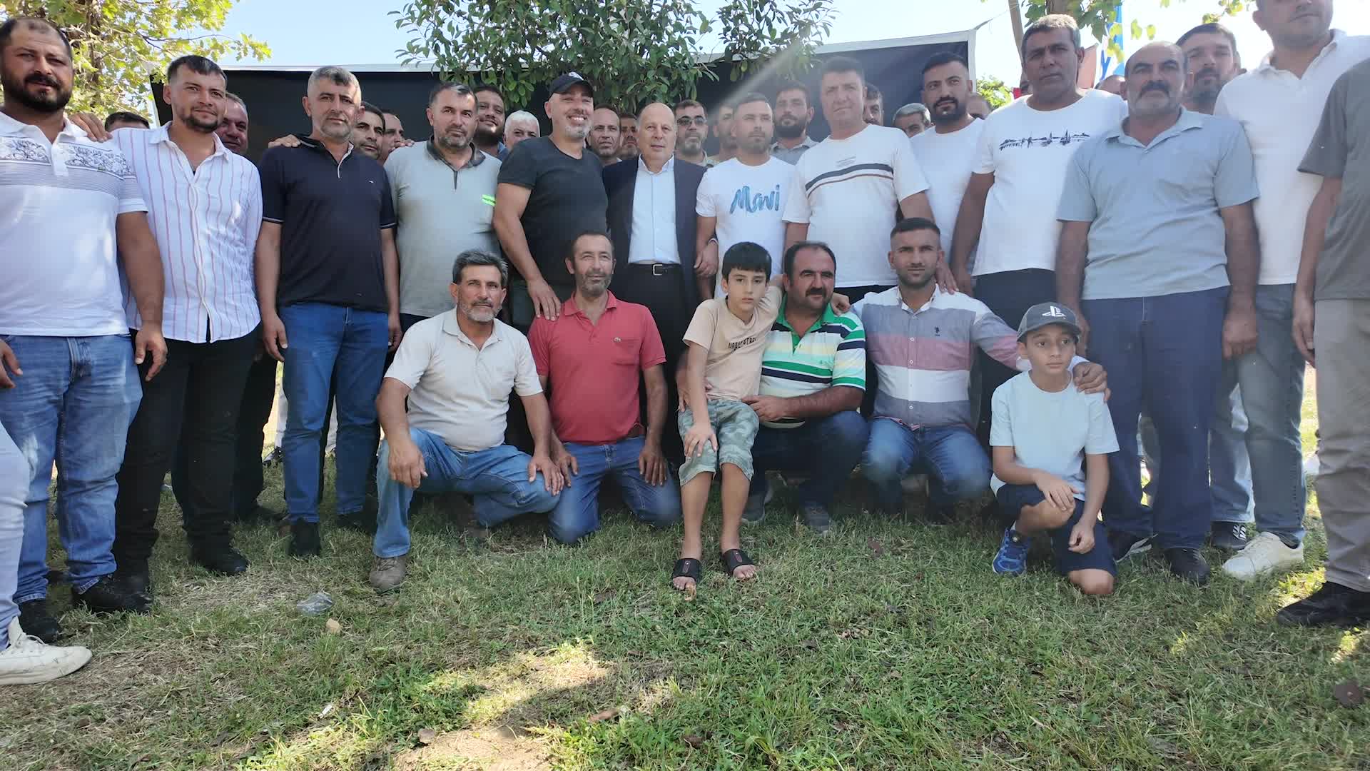 Yüreğir'de Kıyafet Bankası, hizmete açıldı