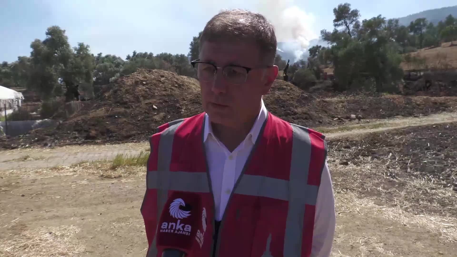 Cemil Tugay’dan partisinden istifa edeceği iddialarıyla ilgili açıklama: Tanımadığım, bizim yaptığımız hiçbir şeyden haberi olmayan insanların boş boş iddiaları bunlar