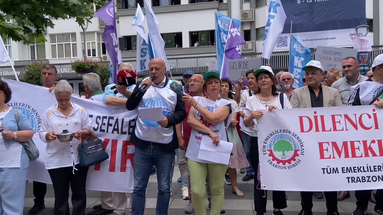 KESK Trabzon Şubeler Platformu, TÜİK'in enflasyon rakamlarını protesto etti: "Her geçen gün daha fazla yoksullaşıyoruz"