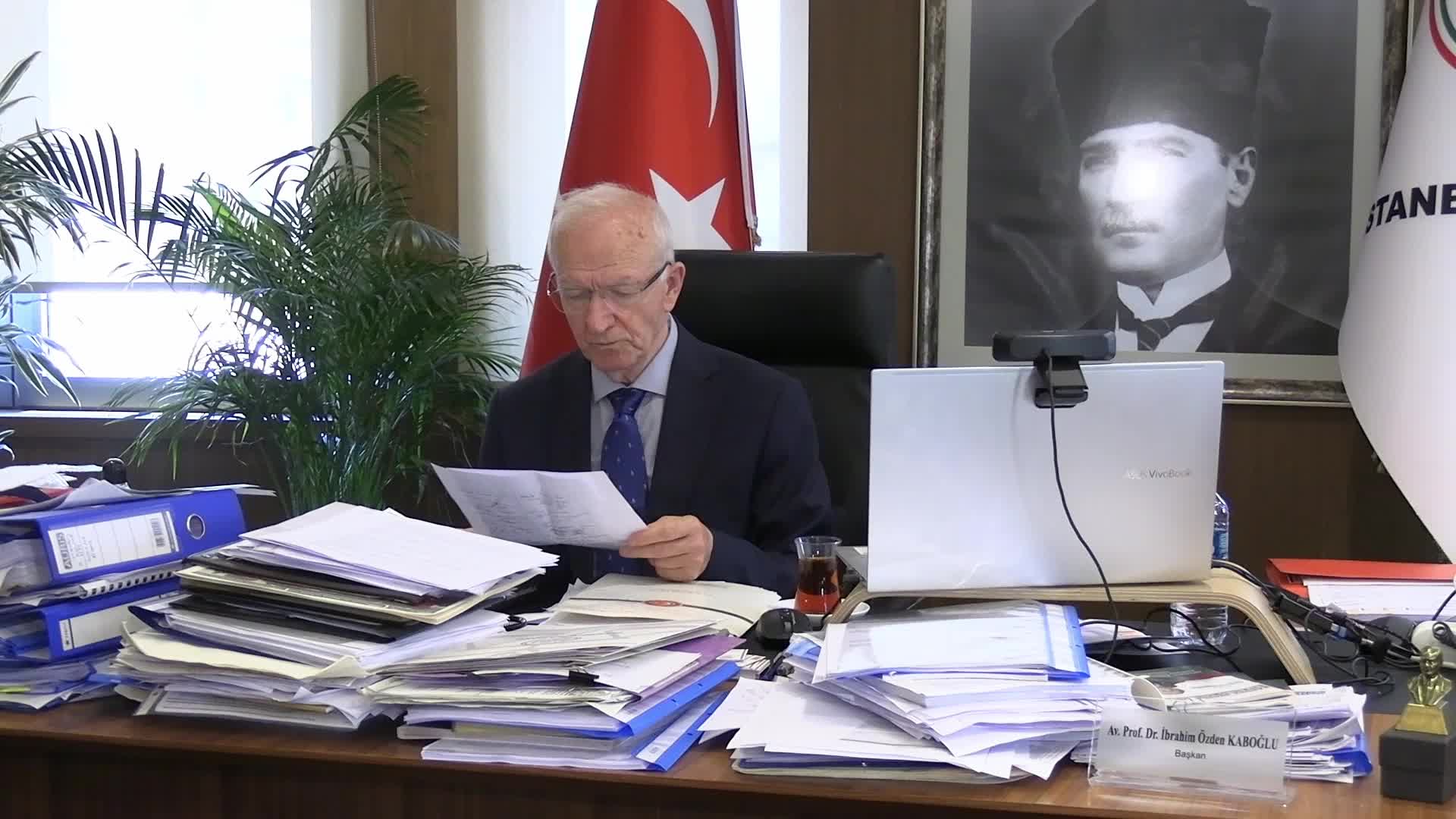 İstanbul Barosu Başkanı Kaboğlu'dan 10 günlük ekran karartma tepkisi: "Telafisi mümkün olmayan zararların ortaya çıkması kesindir"