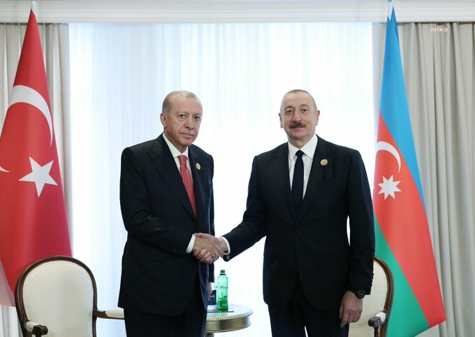 Cumhurbaşkanı Recep Tayyip Erdoğan, Azerbaycan Cumhurbaşkanı İlham Aliyev ile görüştü