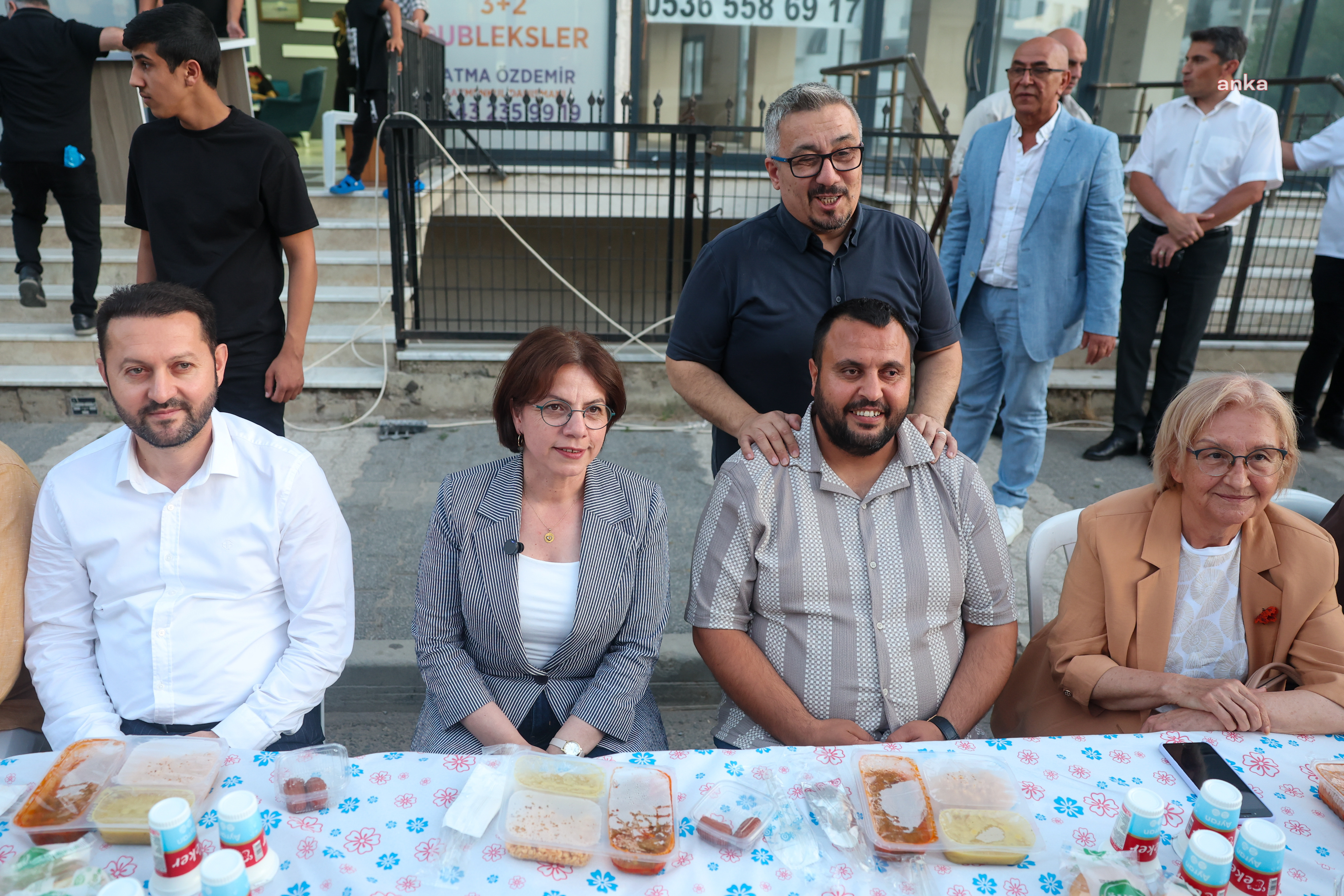 Maltepe Belediye Başkanı Köymen, oruç açma yemeğine katıldı