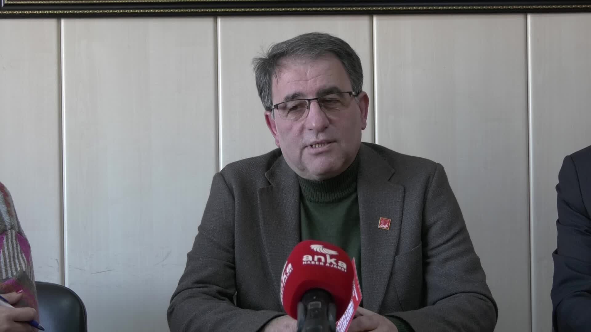 CHP Rize İl Başkanı Deniz: "Muhalif herkesi içeri mi alacaksınız?"