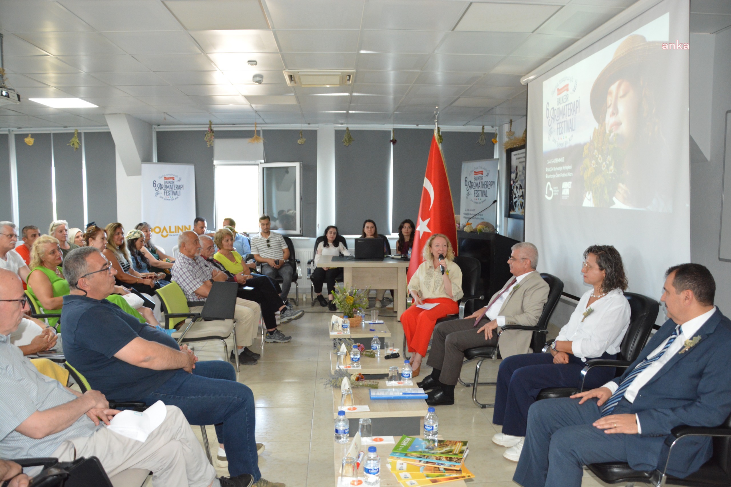 Uluslararası 6. Balıkesir Aromaterapi Festivali'nde "Su" teması ele alındı