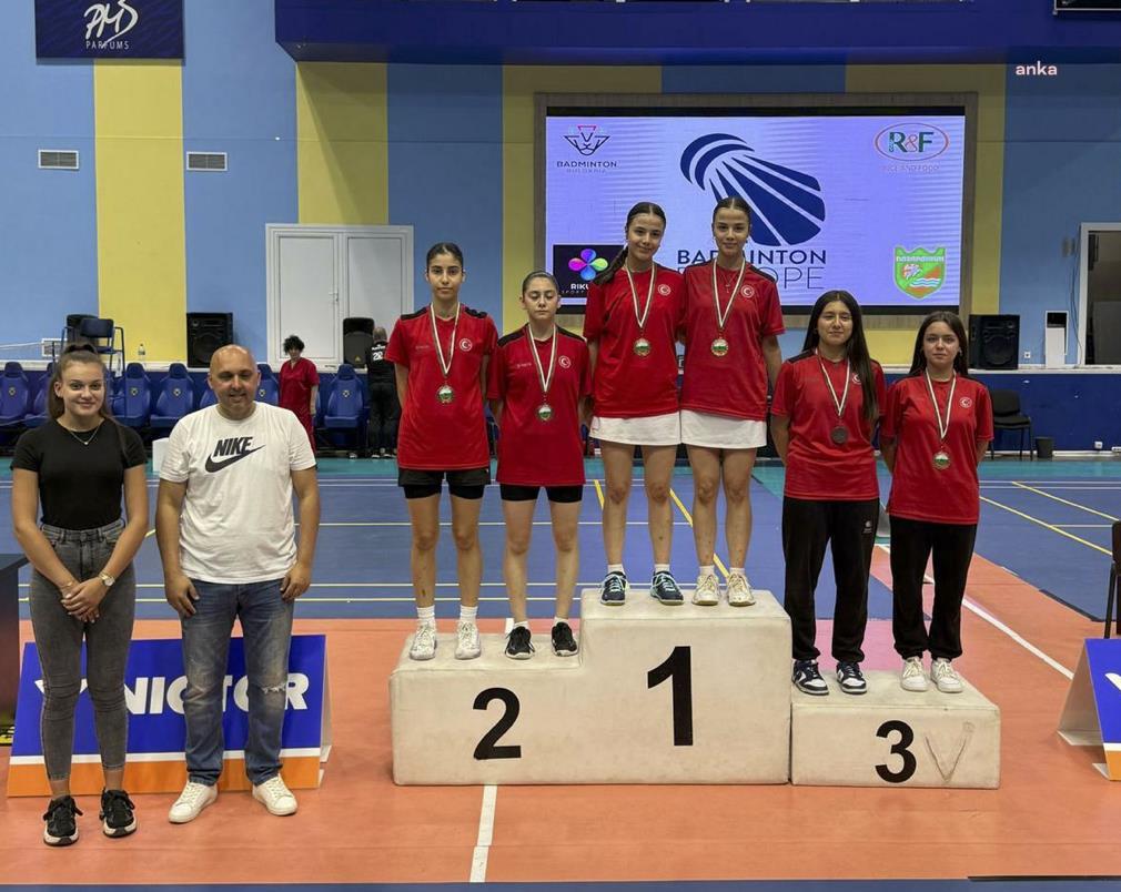 Osmangazili badmintonculardan ‘Hebar U17 Bulgaria Open’da üstün başarı