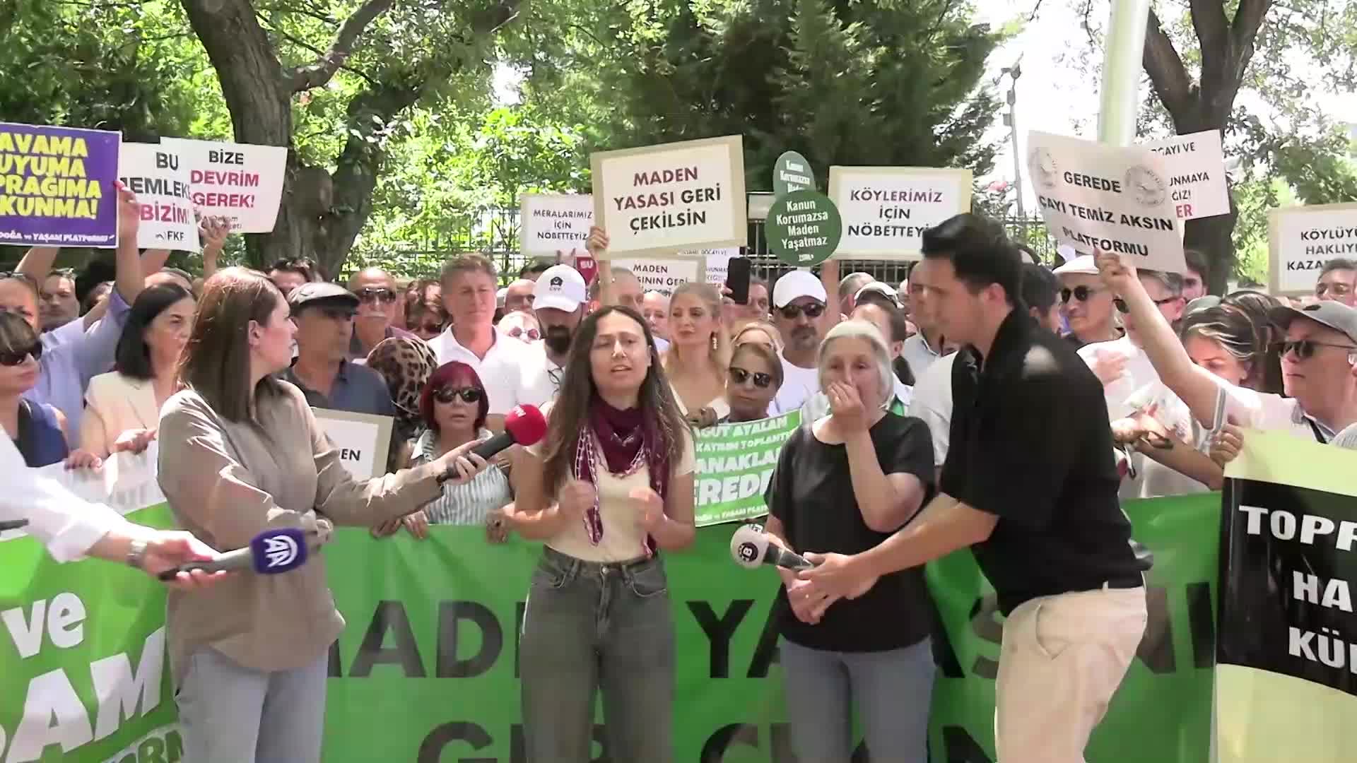 Zeytinliklerin madene açılmasına karşı TBMM önünde eylem: Yasa geçerse gidecek yurdumuz kalmayacak