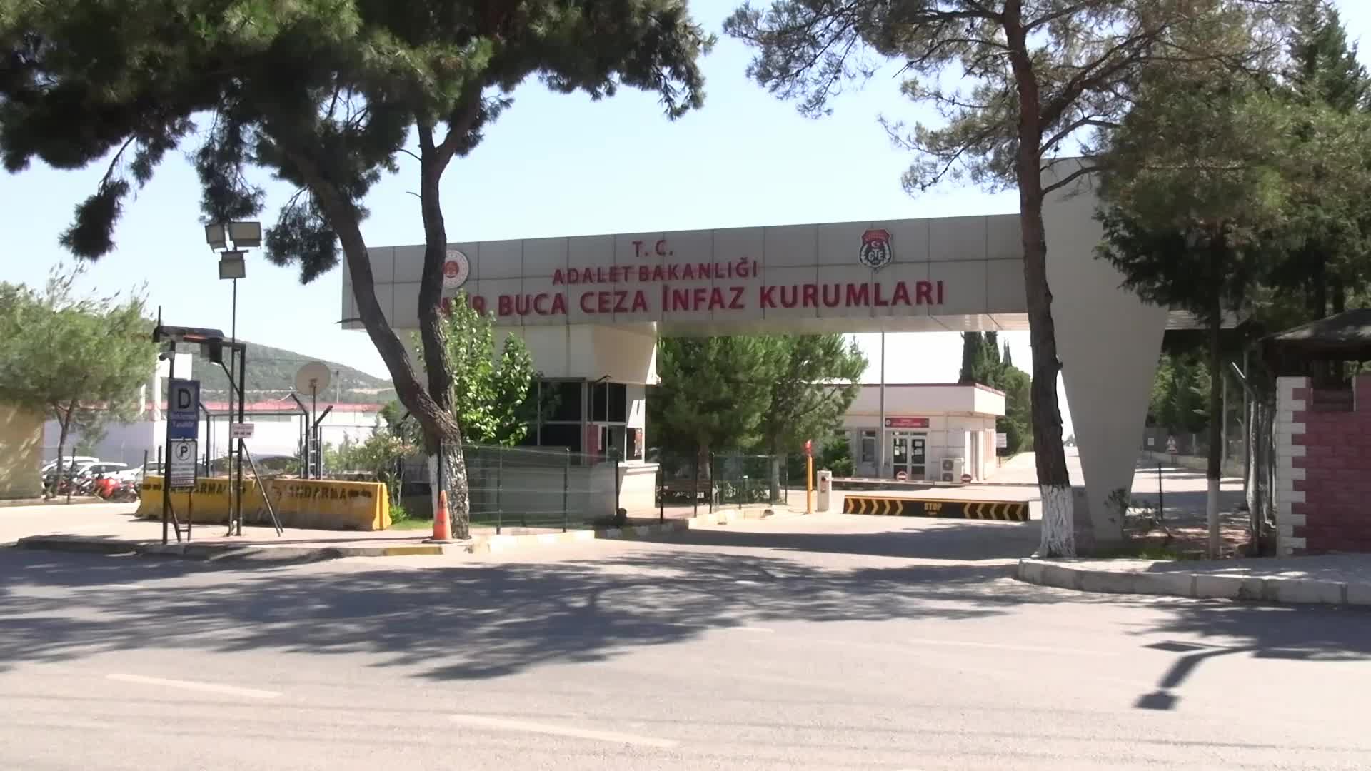 CHP Parti Sözcüsü Yücel’den tutuklu olan Soyer ve Aslanoğlu’na ziyaret: Bu işin bir suç boyutu, dolandırıcılık boyutu yok