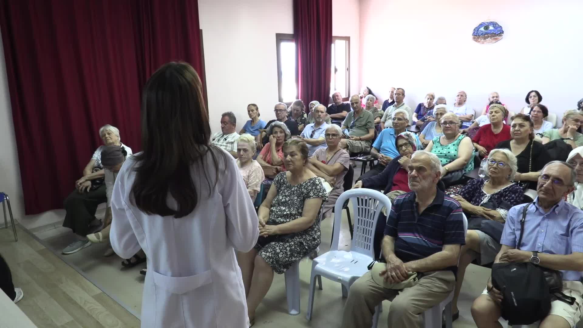 Konak Belediyesi’nden ileri yaşa işitme sağlığı hizmeti