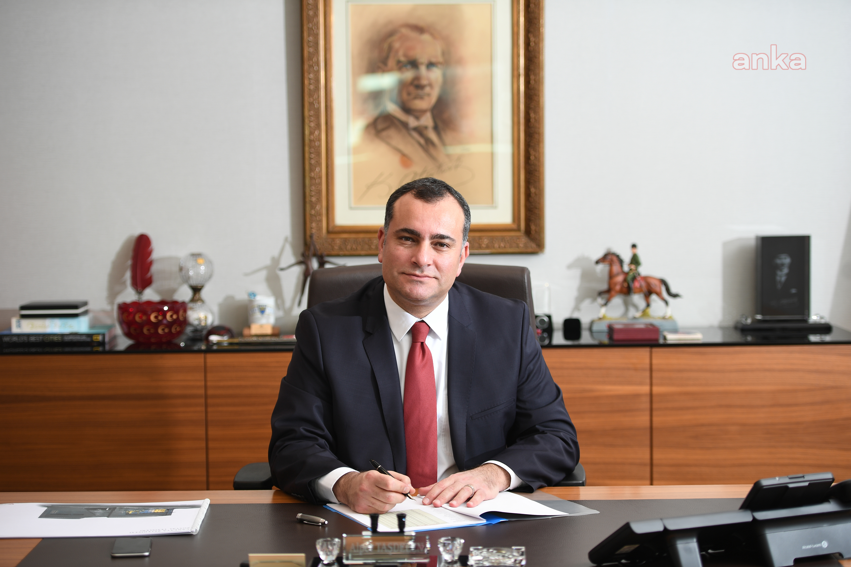 ALPER TAŞDELEN: "İNANIYORUM Kİ 2021 UMUT DOLU OLACAK"