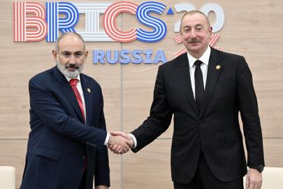 Aliyev ve Paşinyan yarın Birleşik Arap Emirlikleri’nde görüşecek