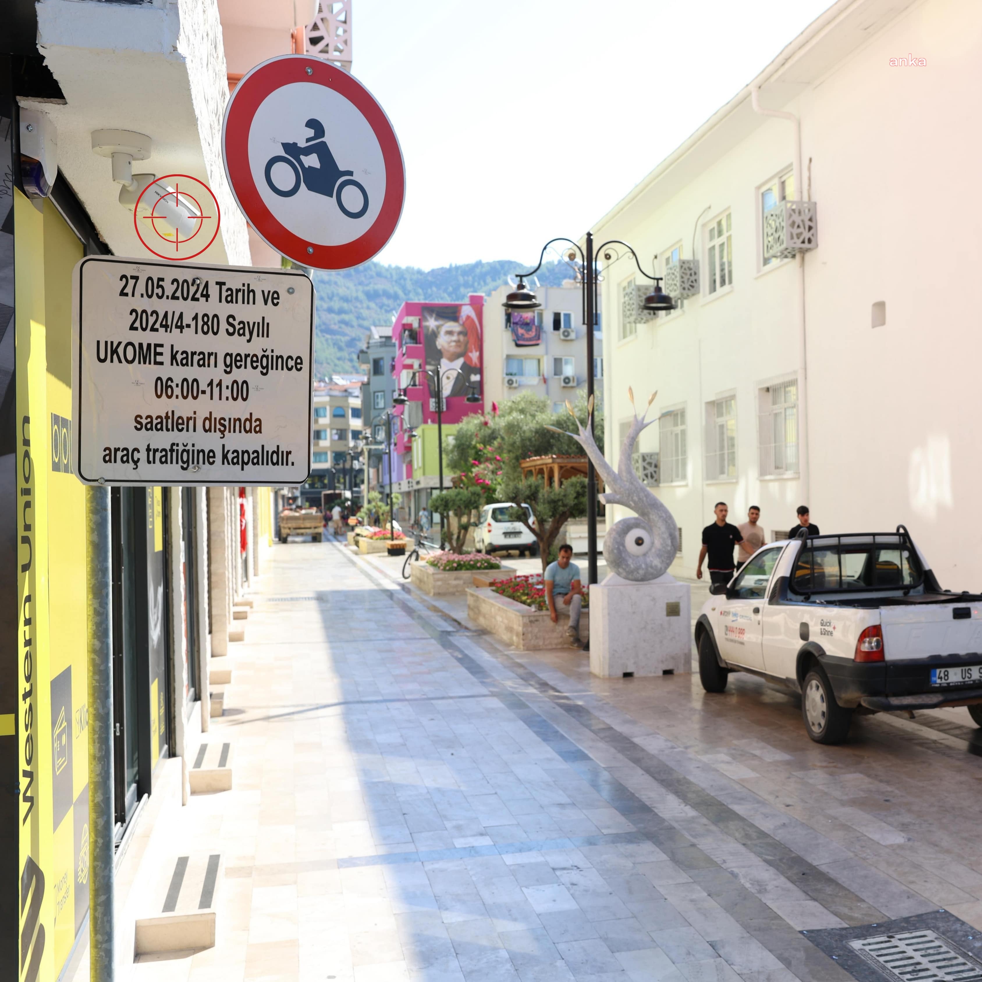Marmaris Belediyesi, yaya güvenliği için çarşıdaki kamera sayısını 20'ye çıkardı