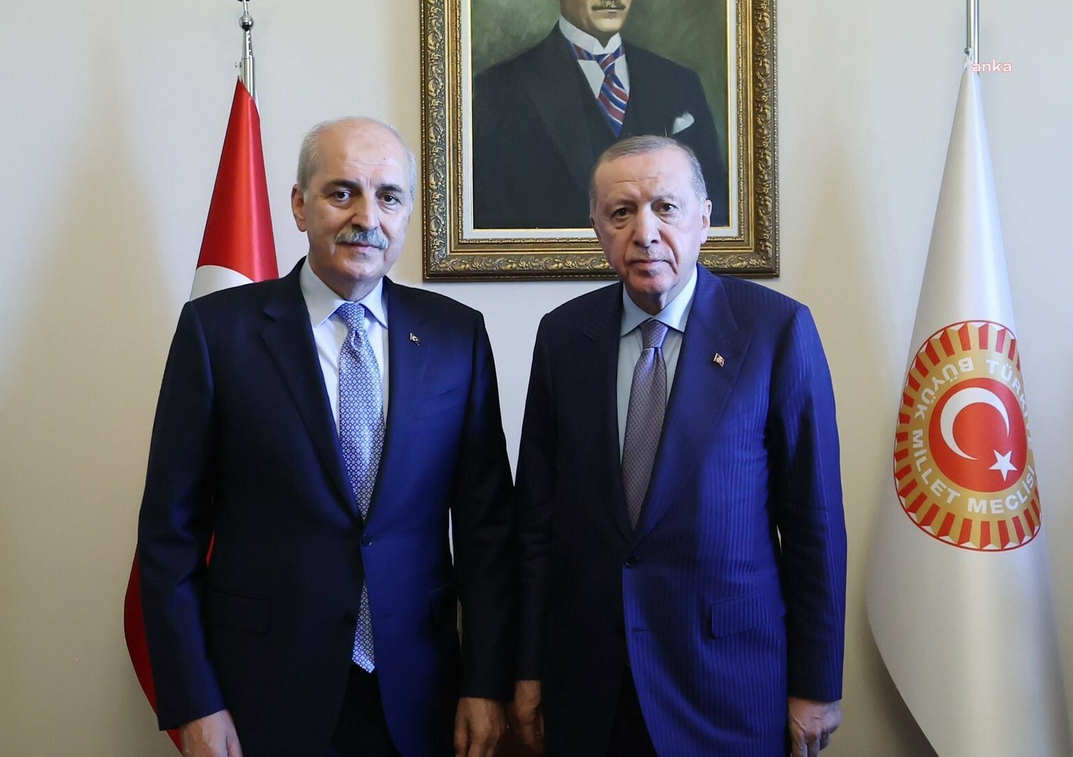 Cumhurbaşkanı Erdoğan, partisinin grup toplantısının ardından Numan Kurtulmuş'u ziyaret etti