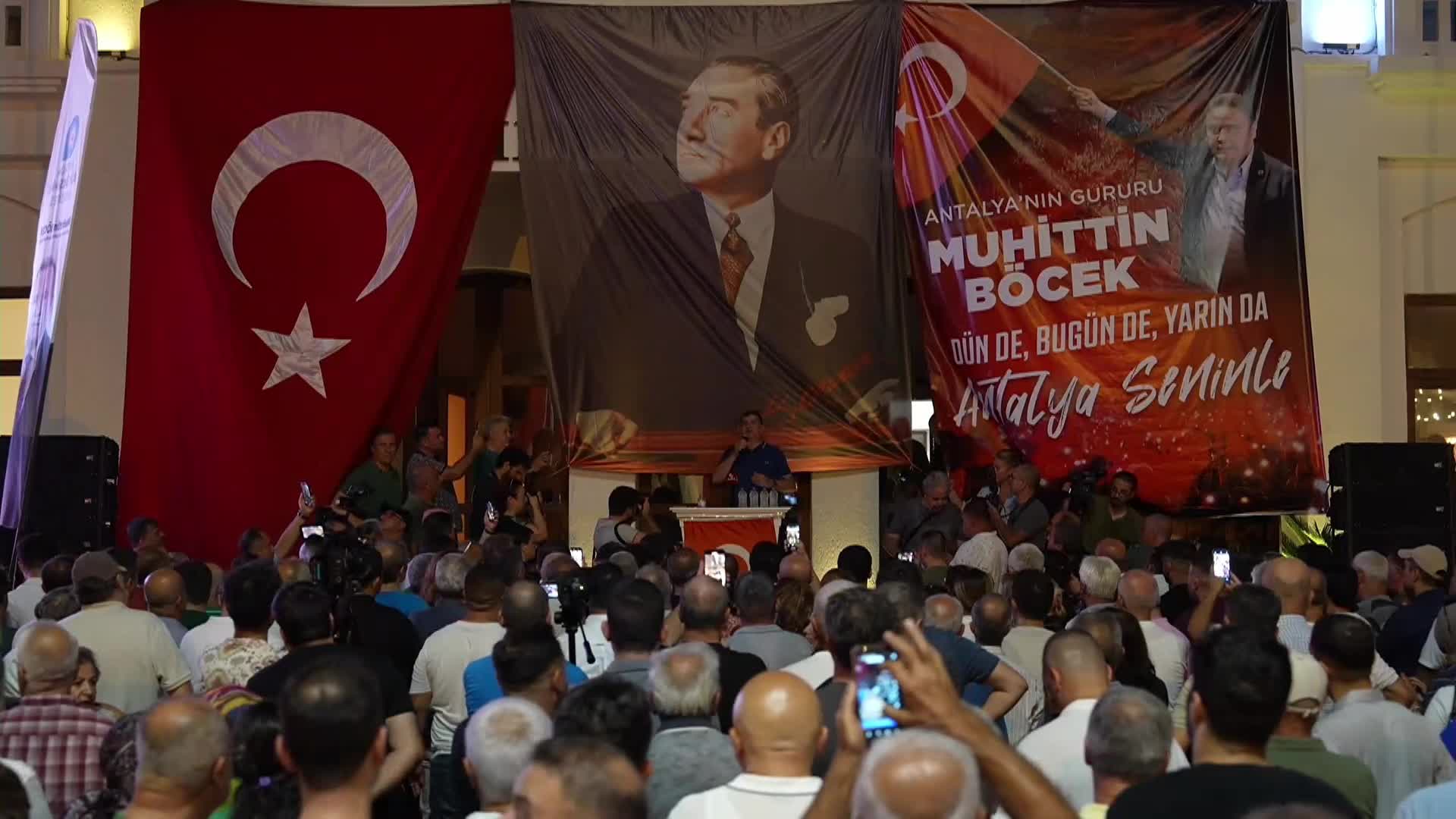 “Antalya İradesine Sahip Çıkıyor” mitingi… CHP Antalya Milletvekili Arı: Muhittin Böcek, AKP’nin yargısını yenecek