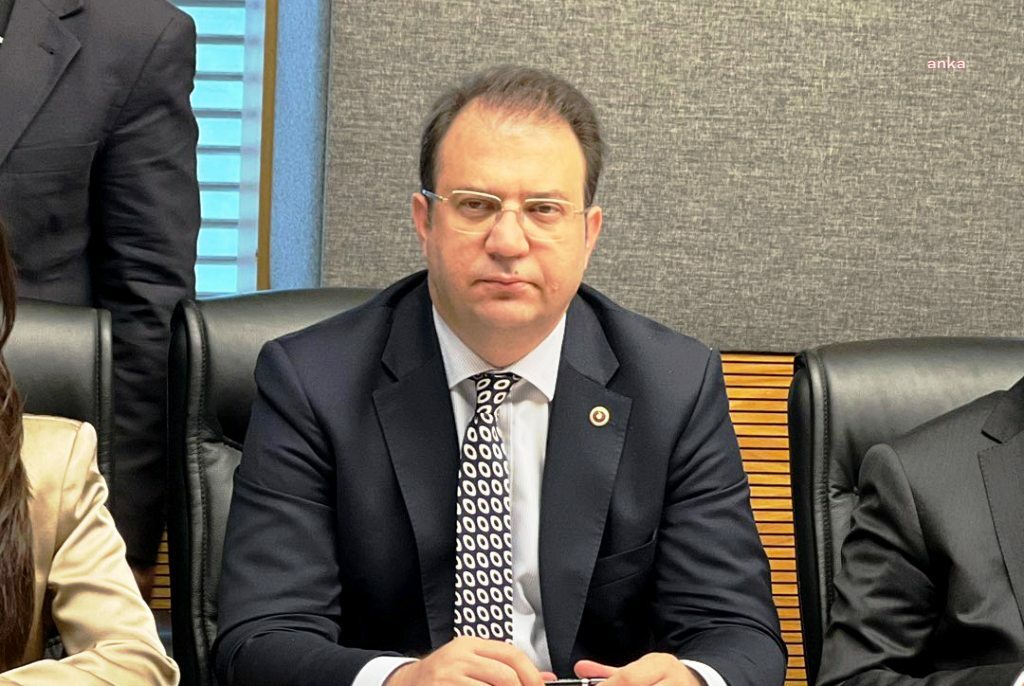 CHP Kars Milletvekili İnan Akgün Alp’in annesi Asiye Alp vefat etti
