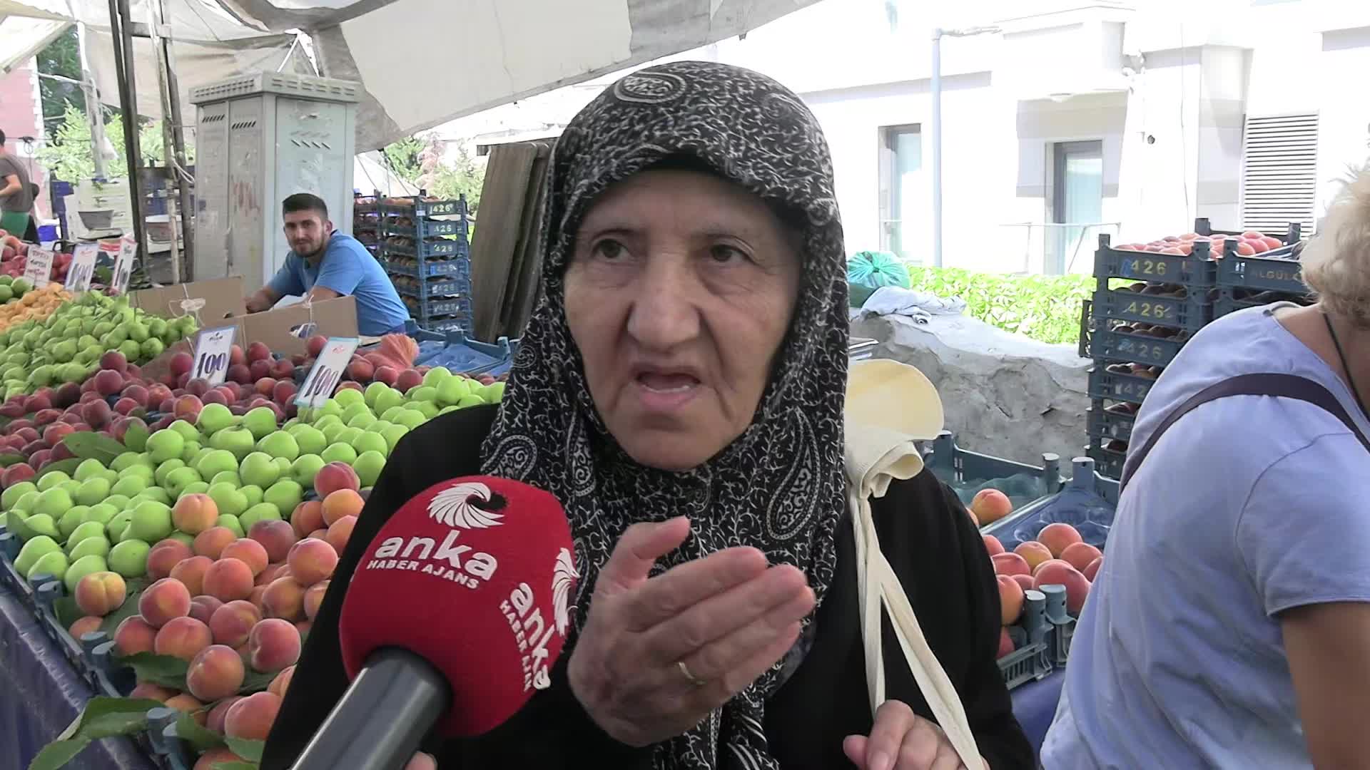 Emekliler yüzde 16,67’lik artışı ANKA’ya değerlendirdi: “Mutlu bir azınlık var tepemizde, onları beslemek için böyle en altta sürünüyoruz", "Hükümettekilerin bir öğün yemeğine yeter mi bize yaptıkları zam?"
