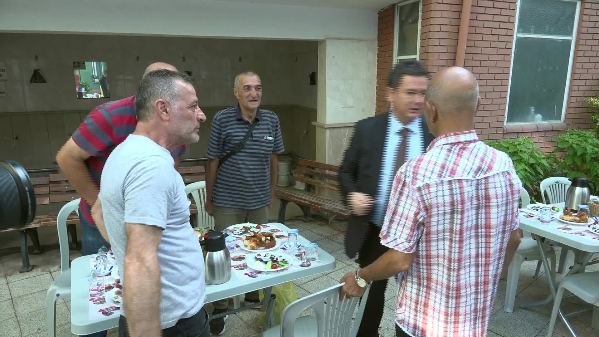 Osmangazi Belediye Başkanı Aydın, Kırcaali Mahallesi sakinleriyle buluştu