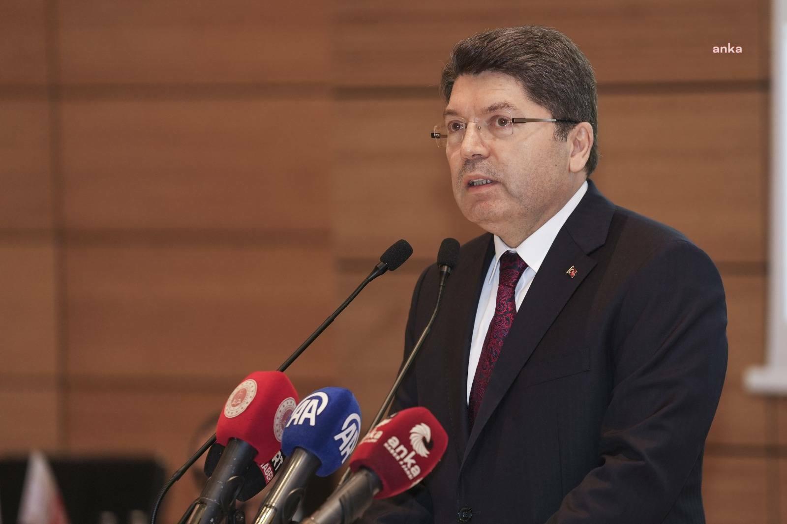 Terör örgütü PKK üyesi bir grup silah bıraktı… Bakan Tunç: Türkiye artık enerjisini istikrara, kalkınmaya ve refaha harcayacaktır