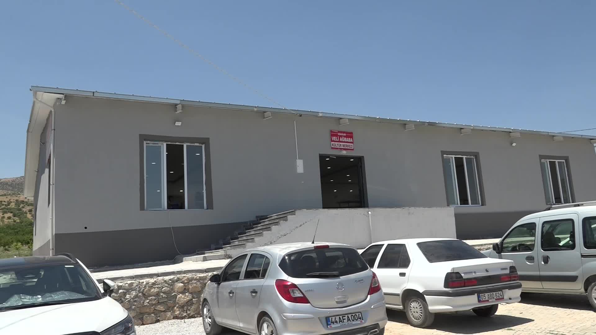 İkinciler’de Veli Ağbaba Kültür Merkezi açıldı… Ağbaba, "Bu topraklar Hacı Bektaş'ın, Mevlana'nın mirası"