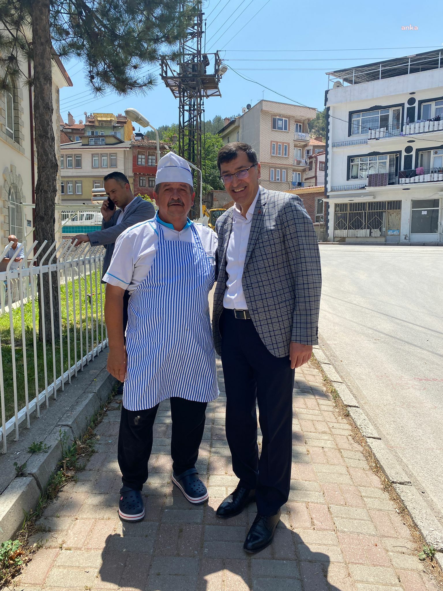 Kütahya Belediye Başkanı Kahveci, aşure dağıtım programına katıldı