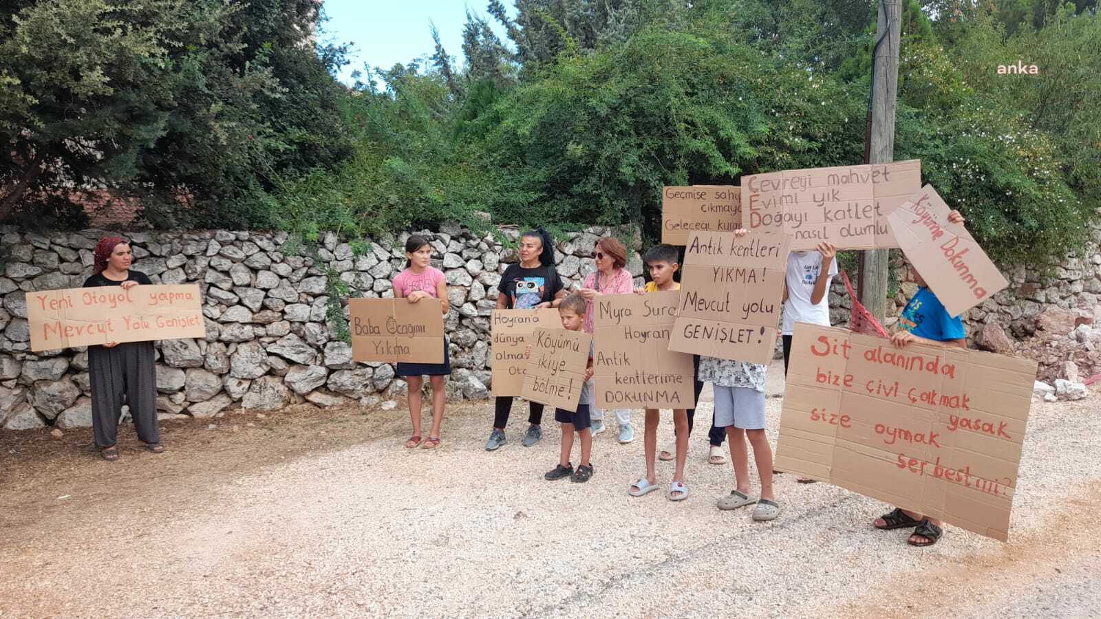 Antalya'da tartışmalı Demre-Kalkan otoyol projesi için keşif yapıldı... Bölge halkı tepkili: Antik kentlerimi yıkma, yolumu genişlet
