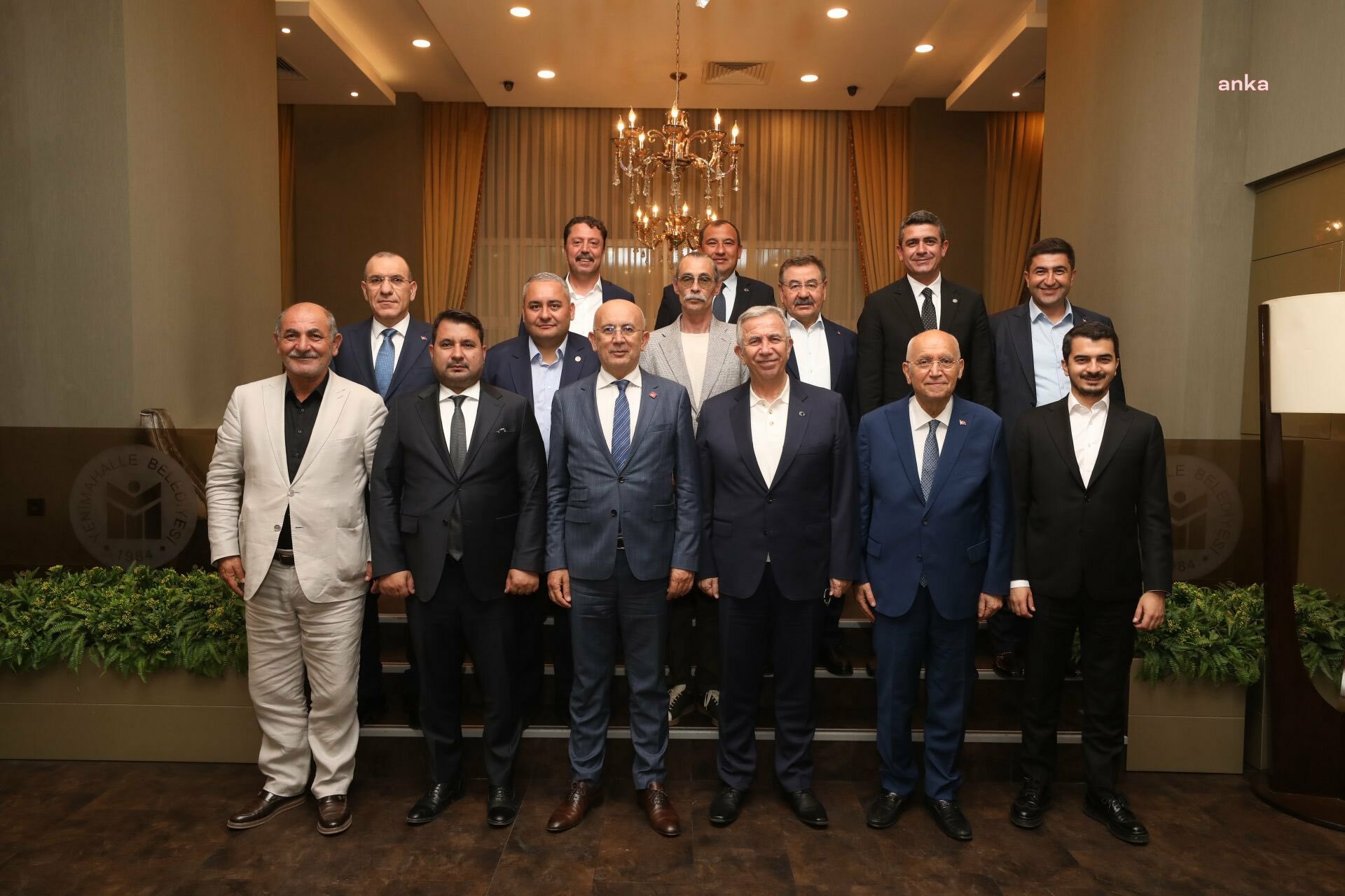 Ankara Büyükşehir ve ilçe belediye başkanlarından değerlendirme toplantısı