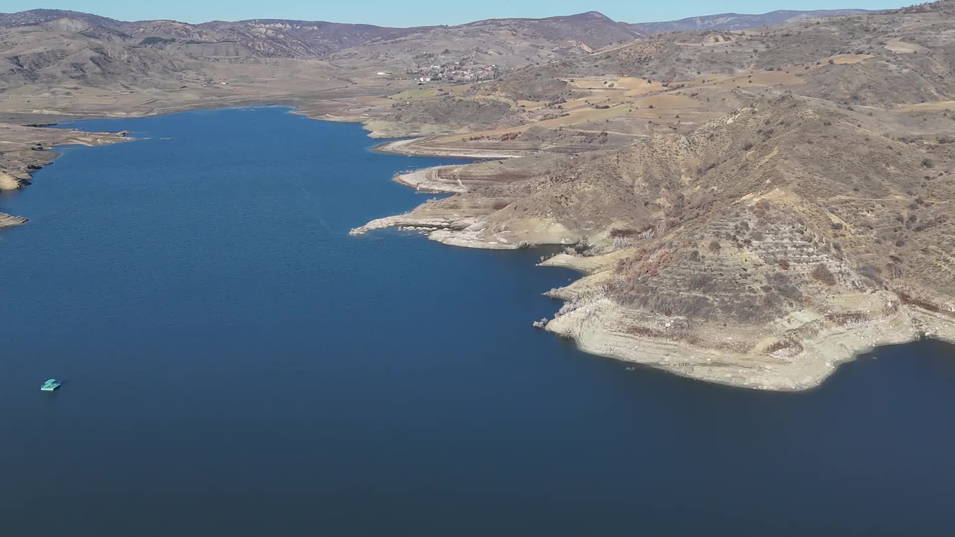 Yozgat’ta kuraklık, baraj ve göletlerdeki su seviyesini düşürdü